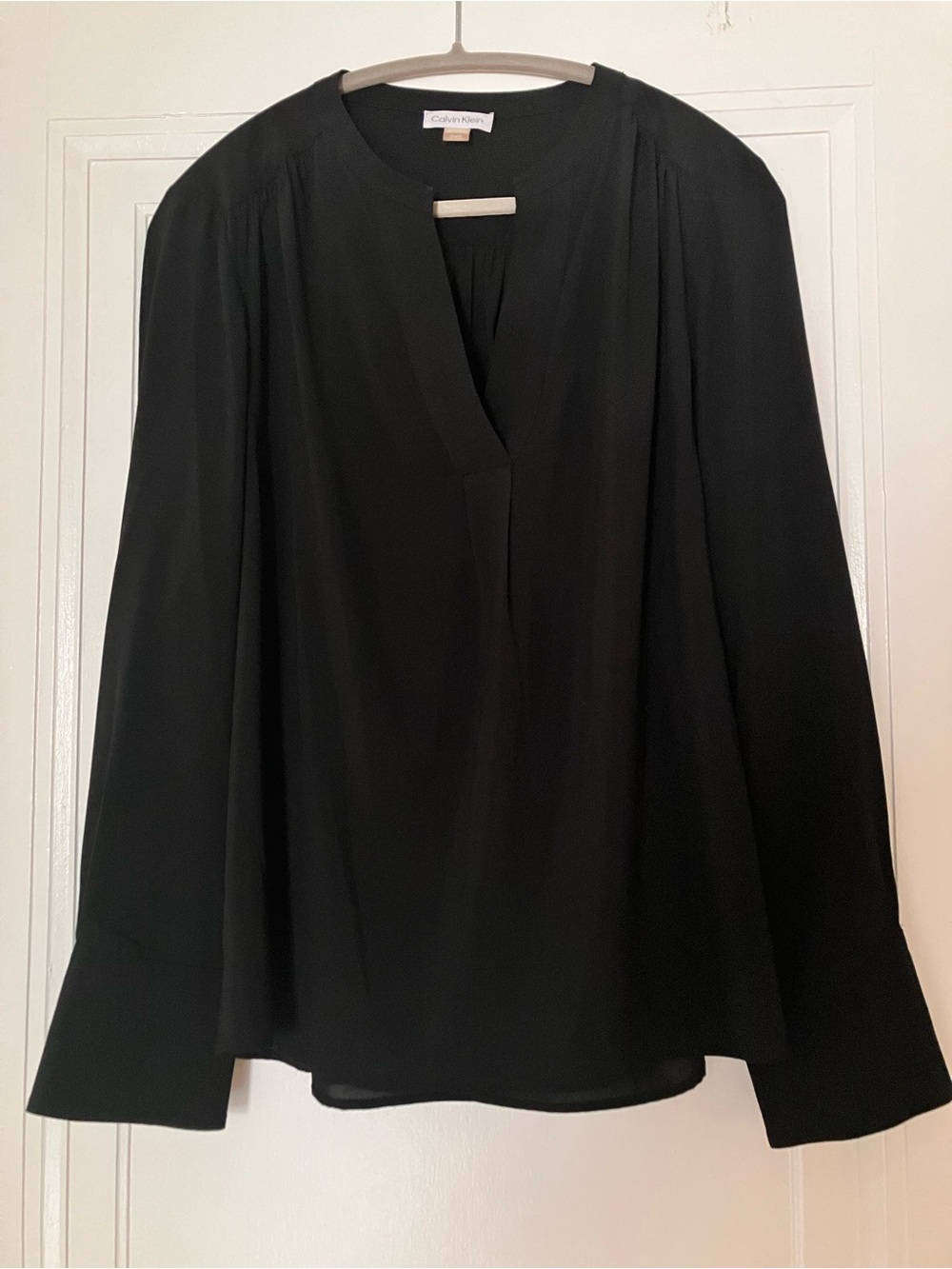 Calvin Klein Black Long-Sleeve V-Neck Blouse